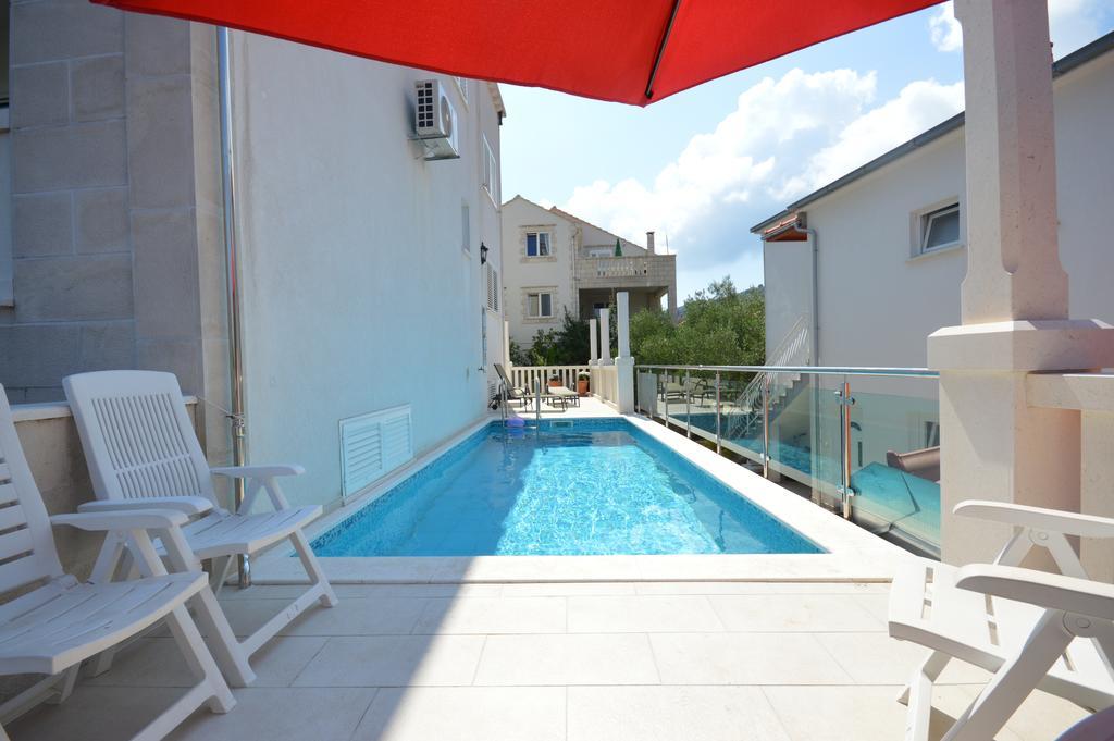 Villa Castello Residence Zrnovo Экстерьер фото
